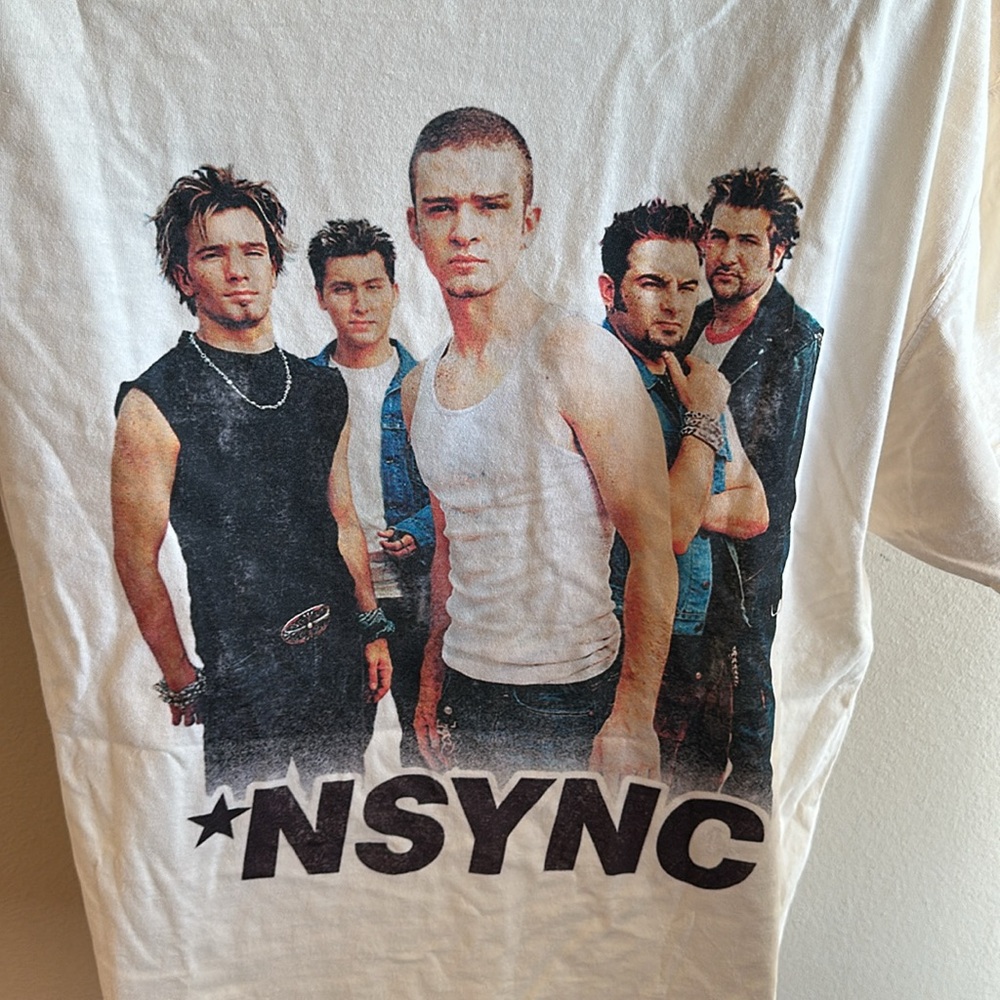 Comfort Wash Your Favorite Boy Band NSYNC Graphic Tee Ivory Size Large - Picture 7 of 11